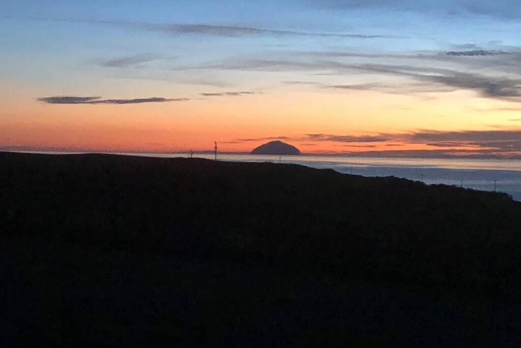 The Brambles Girvan Holiday Cottage By Seaside. エクステリア 写真