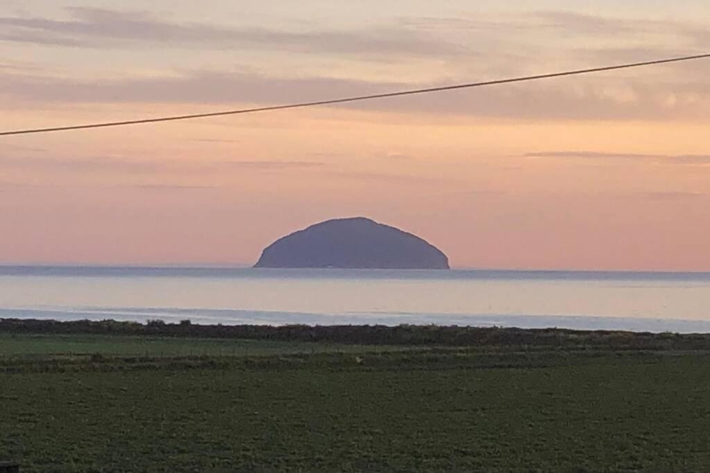The Brambles Girvan Holiday Cottage By Seaside. エクステリア 写真